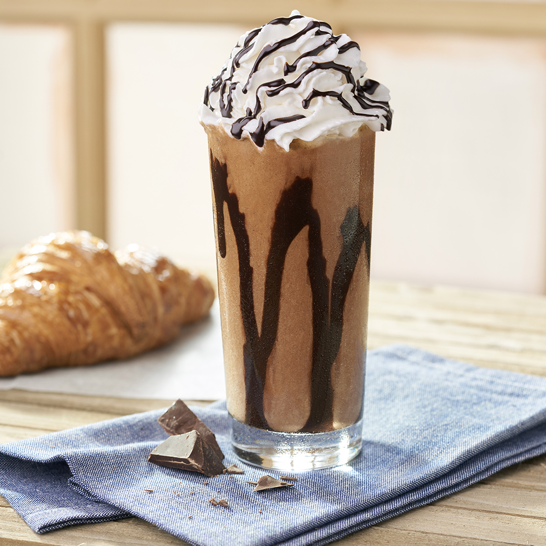 ParisBaguetteUS's tweet photo. We love to bring a smile to your face any day of the year, but especially on World Chocolate Day. 🍫
.
#worldchocolateday #chocolate #chocolatelover #chocolatefan #chocolateday #croissant #brownies #mocha #chocolatecake #parisbaguette #pbmoments https://t.co/iDK3rBToIG