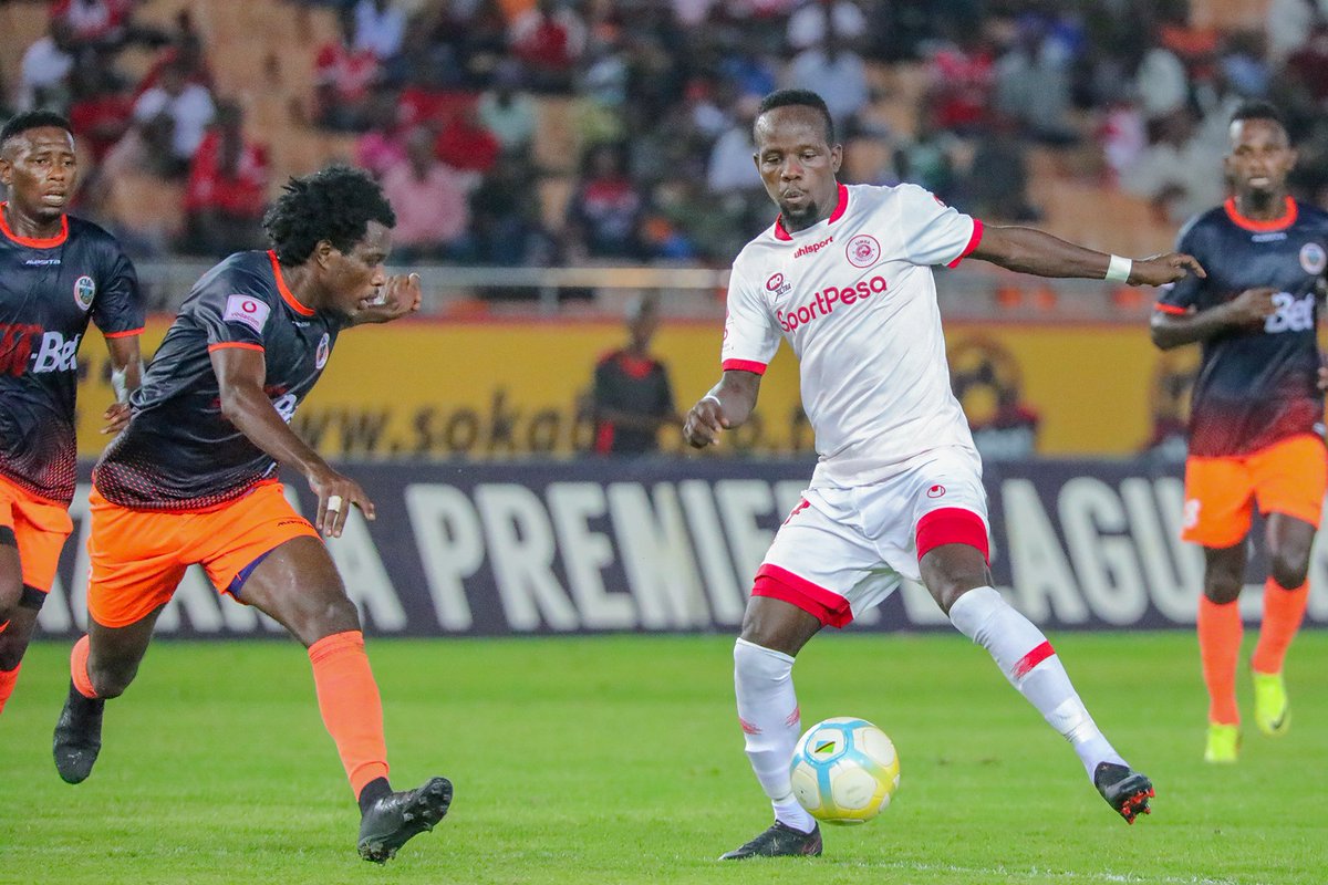Sokalabongonews's tweet photo. FT’ | #VPL 

KMC 0-2 Simba SC. 
⚽ Chriss Mugalu 2'
⚽ Chriss Mugalu 44'

LIVE #SokalaBongo

#LigiKuuTanzaniaBara #VodacomPremierLeague #VPLUpdates #VPL #KMCVsSimba #KMCFC #SimbaSC #KMCSimba  @simbasctanzania https://t.co/mwdnhsAHx6