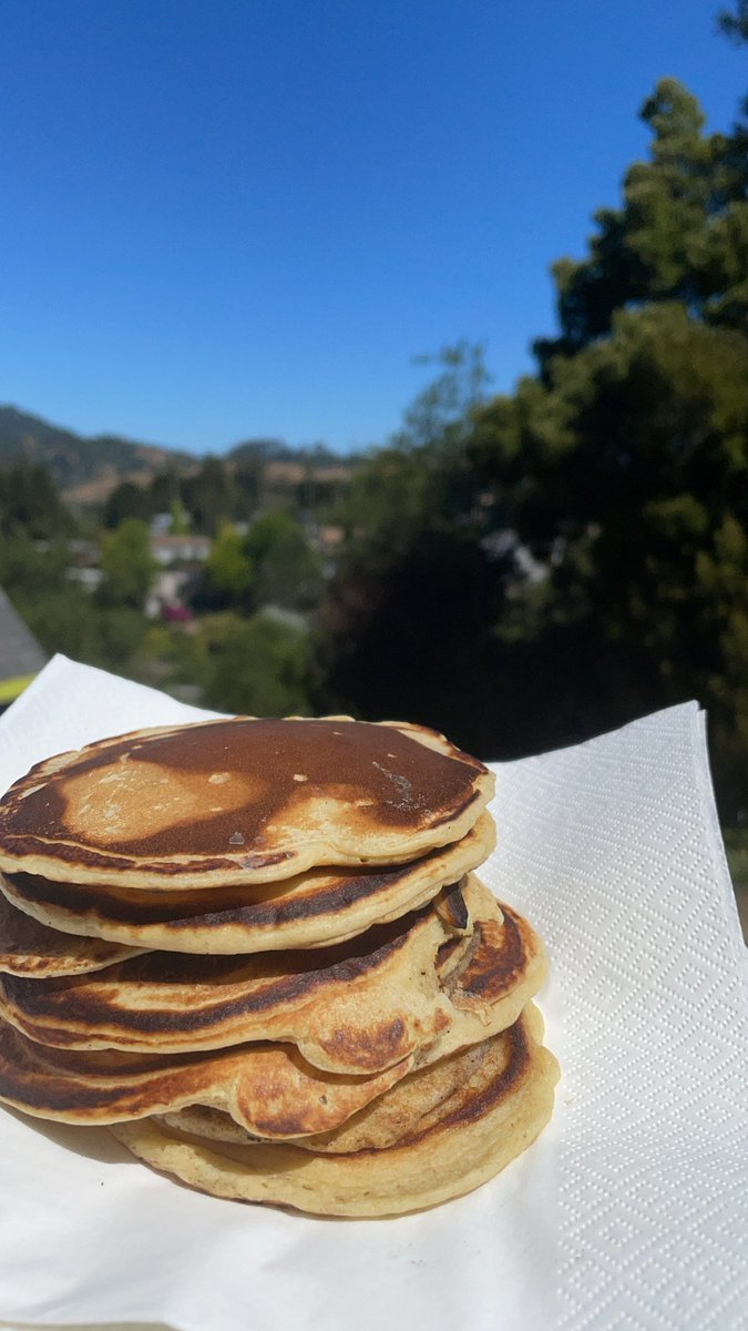 מסתבר שגם בגיל 32 אין כמו המתכון המושלם של רות סירקיס לפנקייק🥞 <a href="/IdoShrem/">עידו שרים | Ido Shrem</a> 
#ילדיםמבשלים