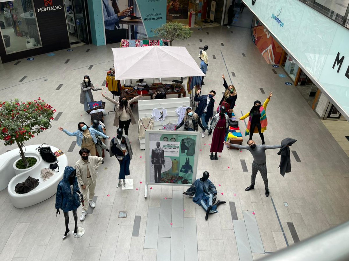 Chio_Lecca's tweet photo. Te invitamos a conocer nuestra exposición en el Centro Comercial @LarcomarPeru gracias a nuestro Centro de Innovación en Moda @InnovaFashion Lab. 🤩
Visítanos en la zona Plaza Fashion esta semana de 11AM-6PM y conoce nuestros proyectos sostenibles. ♻⁣ https://t.co/wllHD2kypF