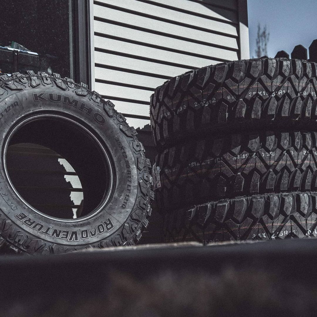 KumhoTireUSA's tweet photo. this could be u but u playin. #MT71 #KumhoTire

Photo by IG: yotasurf
#toyota #tacoma #4runner #trd #toyotalife https://t.co/m8DGdXaQCp
