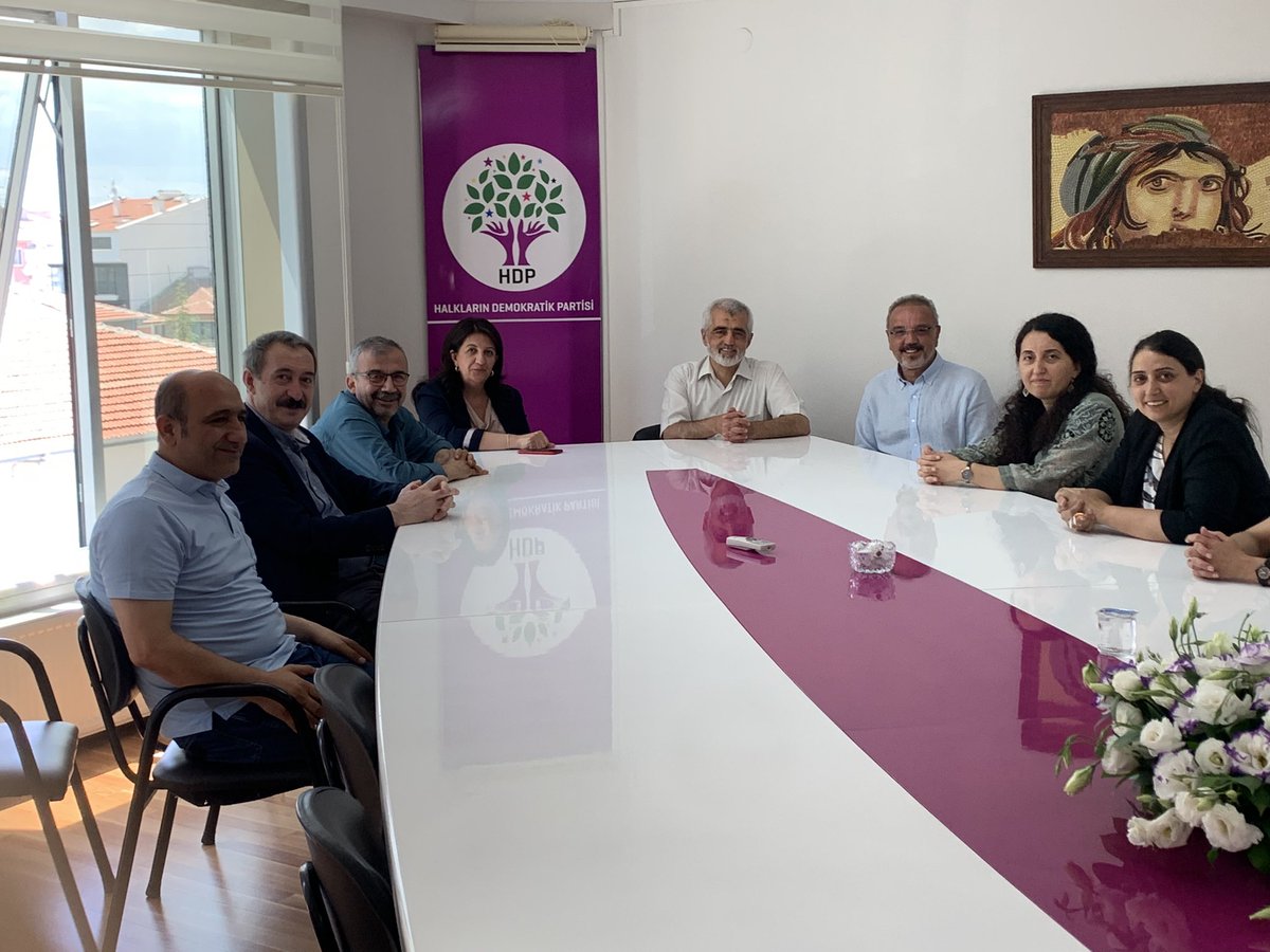 sırrısakık tweet media