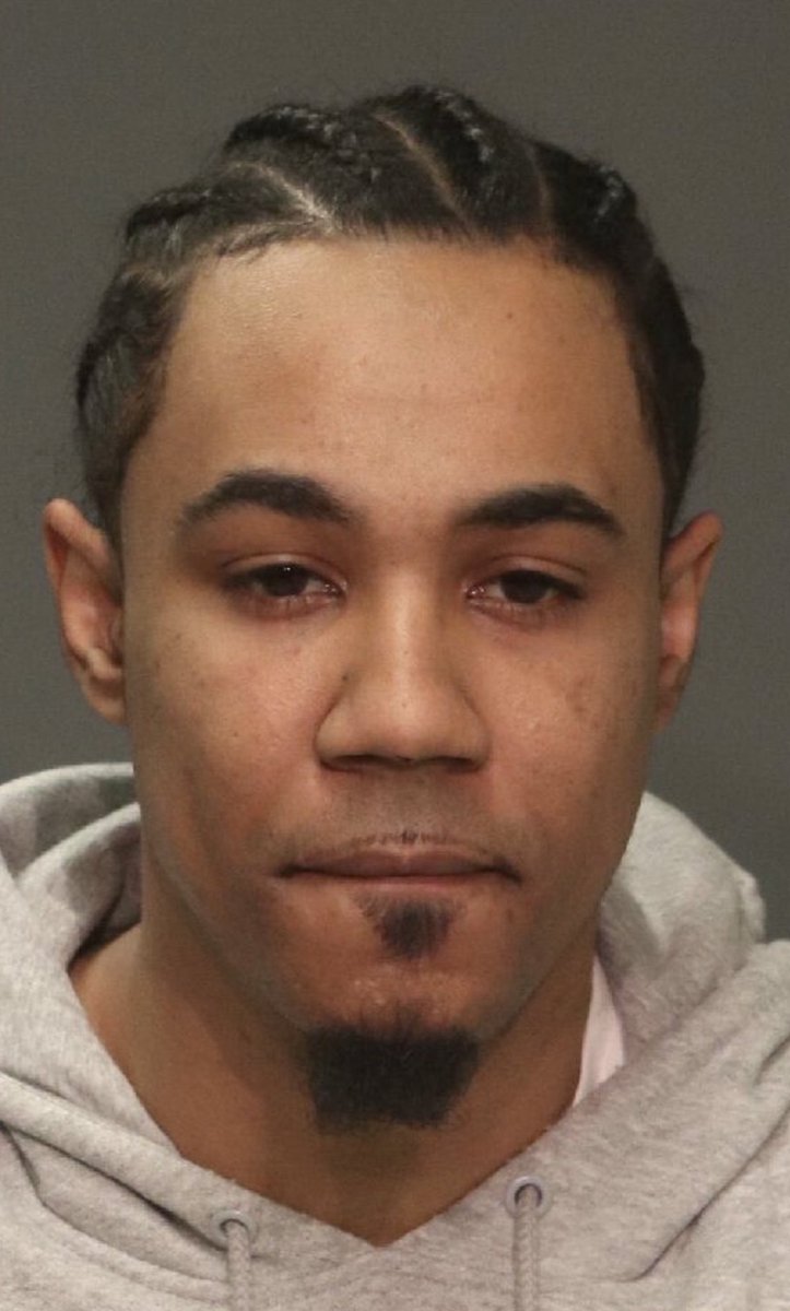 🚨WANTED🚨 For ASSAULT 

THIS SUBJECT WHO IS WANTED FOR AN ASSAULT ON MAY 27, 2021, AT APPROX. 5:30 PM IN F/O 2070 BX PARK EAST. HE DID PUNCH THE VICTIM 3 TIMES IN THE FACE CAUSING A PHYSICAL INJURY.
Anyone with information regarding the above subject, Call ☎️ 718-918-2038