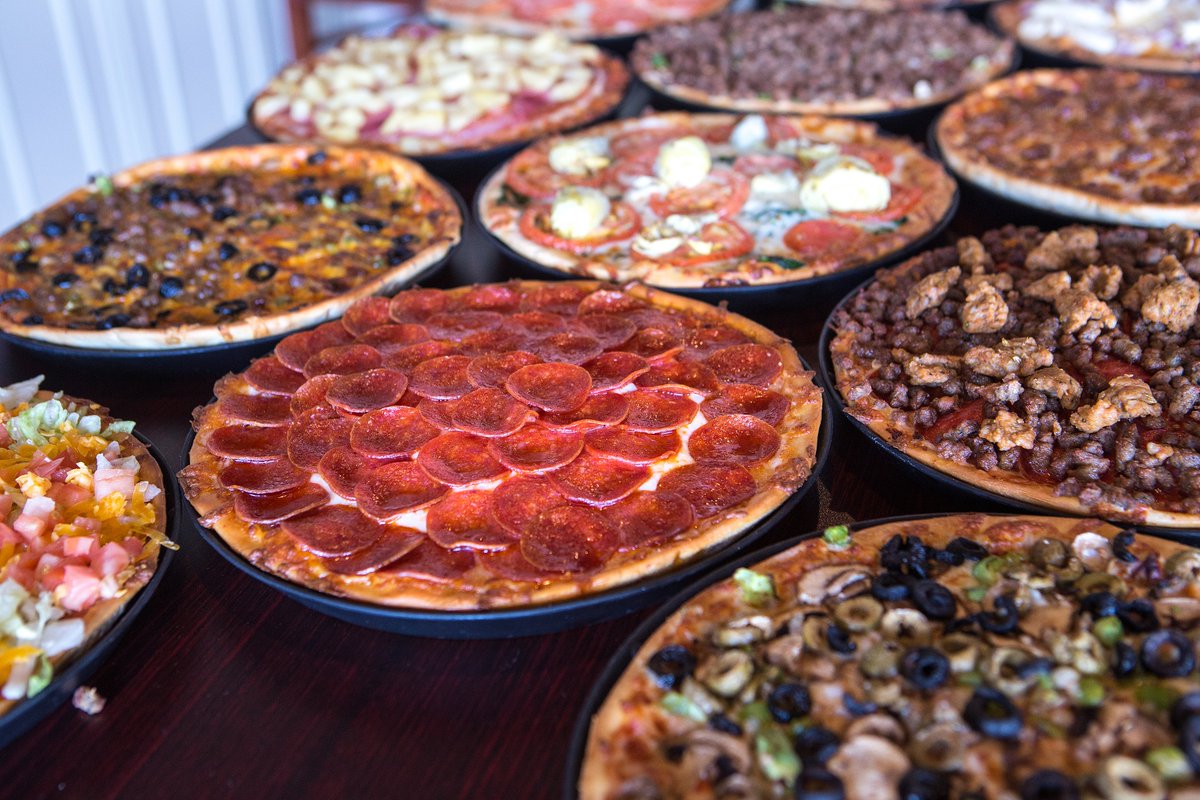 PoppaRollos's tweet photo. Let us be your party place this summer! It doesn't matter how young you are, we have something for everyone!! Just bring a cake and we've got the rest!! Call us today to reserve your table or party room!
*
*
💻 - https://t.co/Gxo3KztpFn
📞 - Valley Mills Dr - 254-776-6776 https://t.co/4ouW2JxQrN