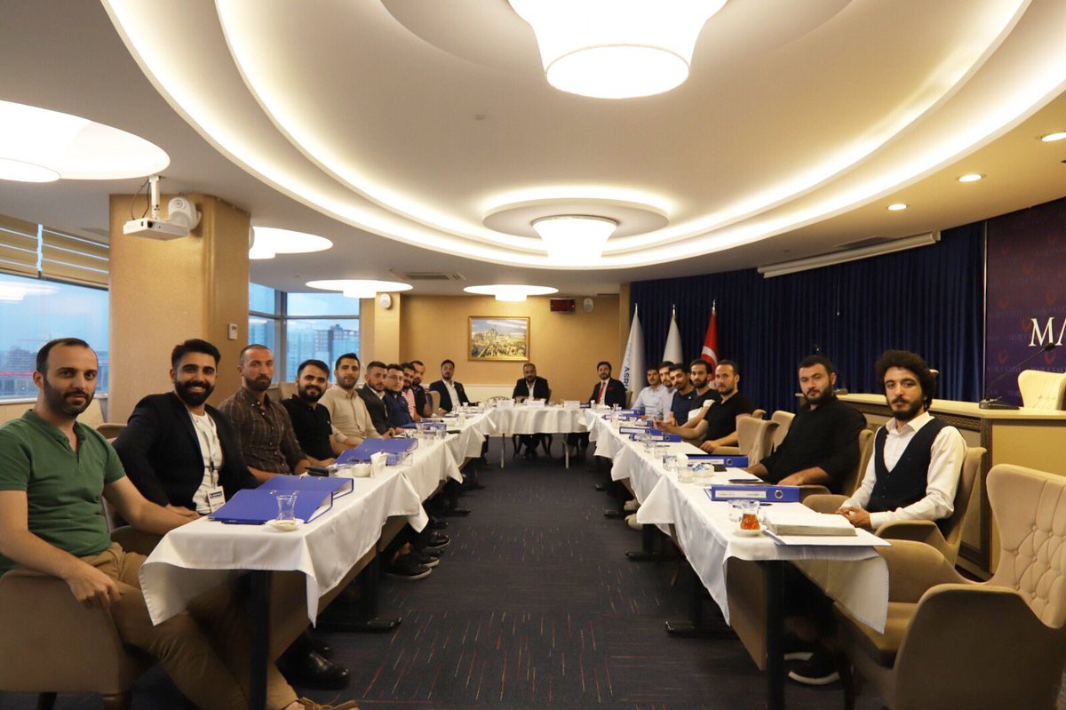 Yeni Dönem Yönetim Kurulu Toplantımız.
#öncenitelik #nitelikligençlik