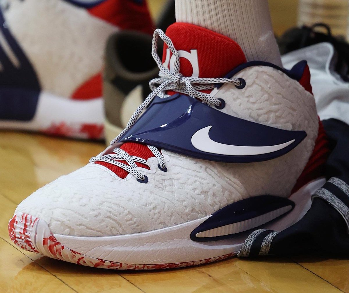 Personalized Nike Kicks For The New NBA Season — We Are Basket