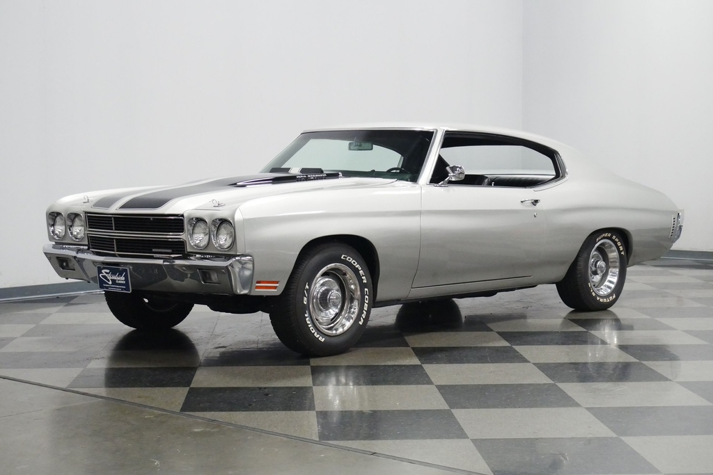 streetsidecars's tweet photo. #Chevrolets! This 1970 #Chevrolet #Malibu #Chevelle and 1971 Chevrolet #Nova SS 454 #Tribute are both from our #Nashville showroom! Which do you prefer?
#americanmuscle #chevynova #chevyperformance #classicchevy #chevy #vintagechevy #chevelless #chevychevelle #classicchevrolet https://t.co/jbFxWy370L