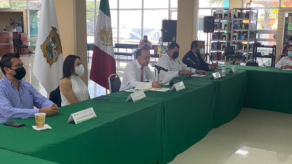 Reunión de la Tercera Sesión Ordinaria del H. Consejo Directivo de la Universidad Tecnológica de la Región Carbonífera y me complace felicitar a su Rector, el Dr. Sergio Villarreal Cárdenas. #UTRC #FuerteCoahuilaEs