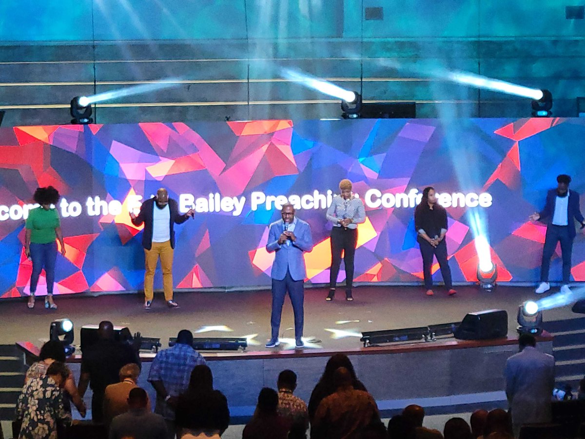 Givelify's tweet image. We are honored to participate in continuing the legacy of Dr. E.K. Bailey at @EKBPC, hosted by @mrbryanlcarter and celebrating 25 years of training the next generation of pastors and leaders in expository preaching.

#ekbpc #ekbpc2021 #ekbpk25