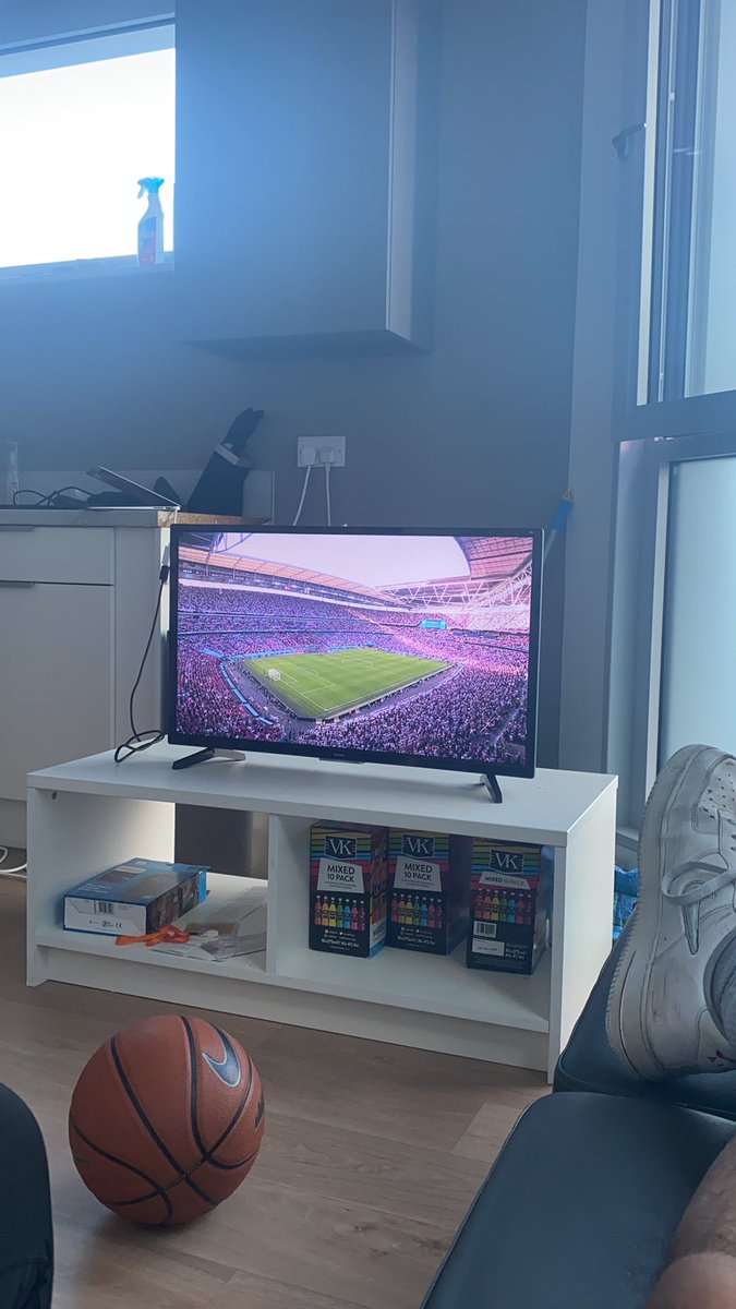 𓃵🔫 tweet media