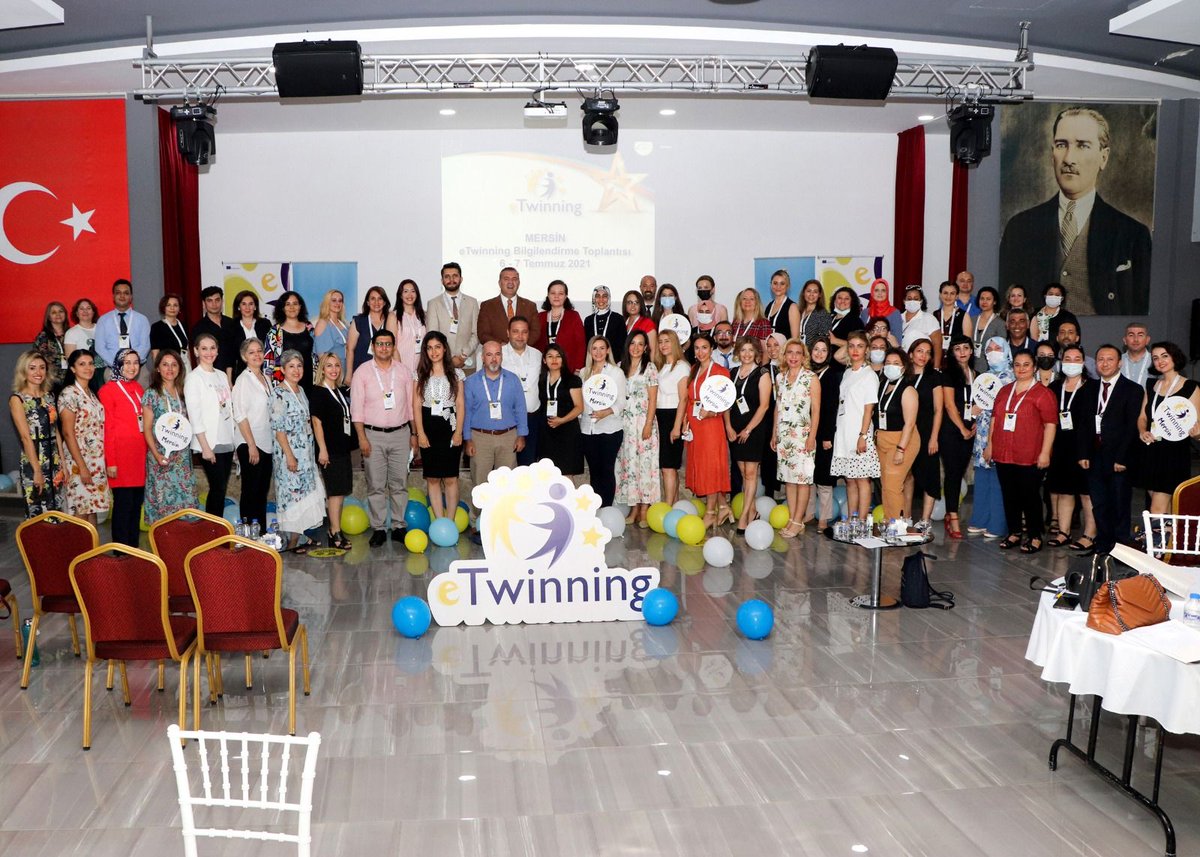 #eTwinning Türkiye Ulusal Destek Servisi nin katılımıyla, düzenlenen eTwinning bilgilendirme toplantısında Sümeyya GÜRSES BADAR ve Sevda ATEŞ BÜTÜNER'e ait iki projemizle biz de vardık. 

<a href="/ziyaselcuk/">Ziya Selçuk</a> <a href="/adnanboyaci/">Adnan BOYACI</a> <a href="/turangore/">Turan GÖRE</a> <a href="/mfatihdoger/">Mehmet Fatih Döğer</a> <a href="/AdemKoca46/">Adem Koca</a> <a href="/tretwinning/">eTwinning Türkiye</a>  <a href="/necmidinc/">M.Necmeddin Dinç</a>
