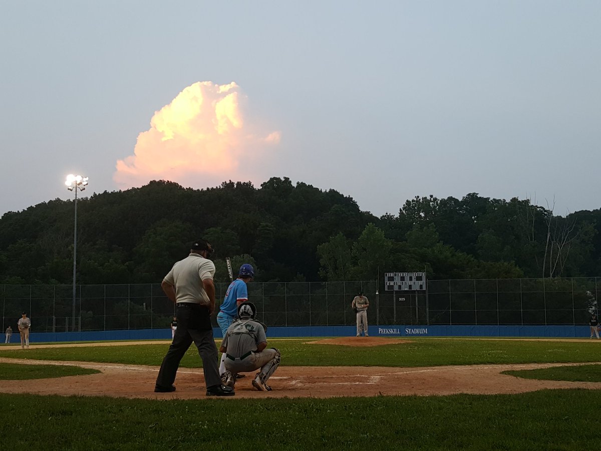 rayteodora1's tweet photo. Game one goes to @Bombers_Basebll 10-8.
Game 2 in about 15 minutes.
Not sure what happened with the weather but it is perfect out here, very humid though.
This #GHVBL league is an invaluable resource to tri-state baseball!
@jszaz @dzas
@rayteodora1 @NyMetroScout @Ghvbl_BSI https://t.co/I2GvGUX413