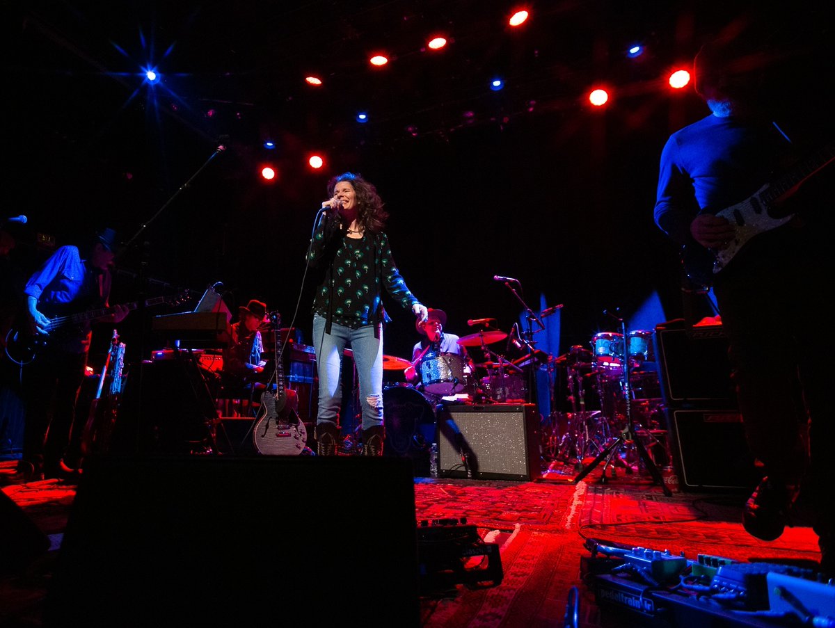 We can’t wait to get back to playing shows, and we couldn’t be happier to be getting started in our home state of Texas. Set your alarms for 10 am CST on Friday to get your tickets!
     
📷: Adela Loconte for Irving Plaza