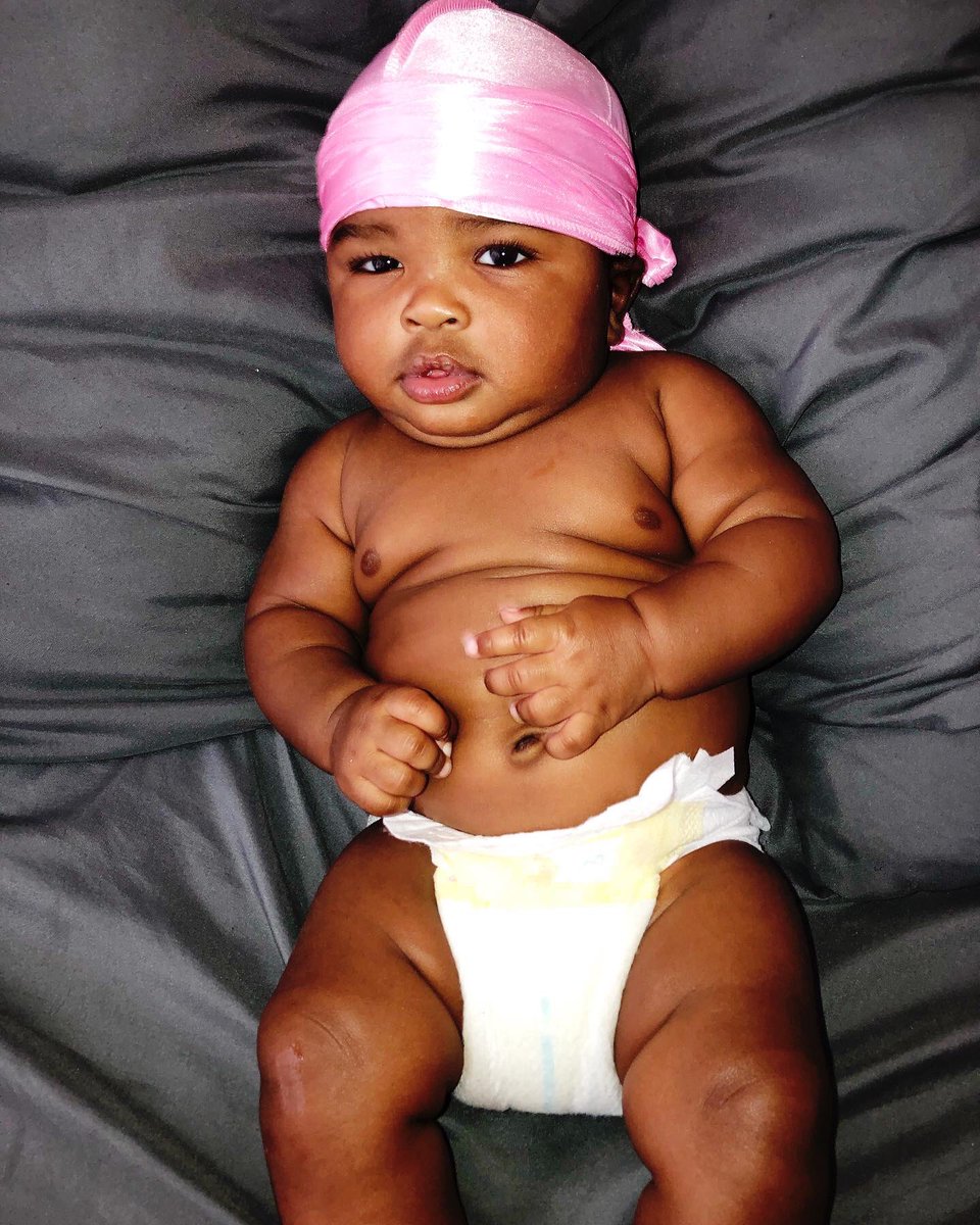 BeezaayBee's tweet photo. Yung n Turnt 🤟🏾💕👑 https://t.co/l1t73la0ce