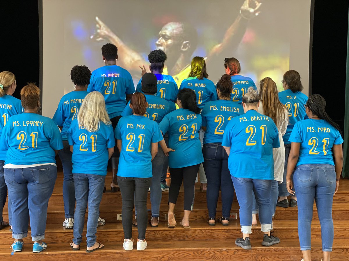 a_FORD_edu's tweet photo. They look happy on the last day of The BBMS Summer Academy 2021. #BeautifulPeople #WeHadFun #WhatSuccessLooksLike “On three say…. whatever” 😂😂😂 https://t.co/upkyrDoz4H