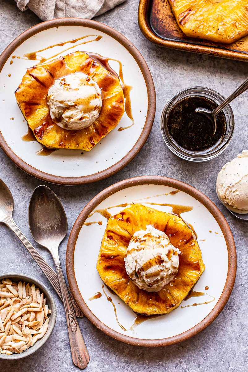 RecipeRunner's tweet image. (NEW) Grilled Pineapple with Rum Sauce is an easy and delicious no bake dessert that's perfect for summer! reciperunner.com/grilled-pineap… #pineapple #rum #rumsauce #summer #dessert