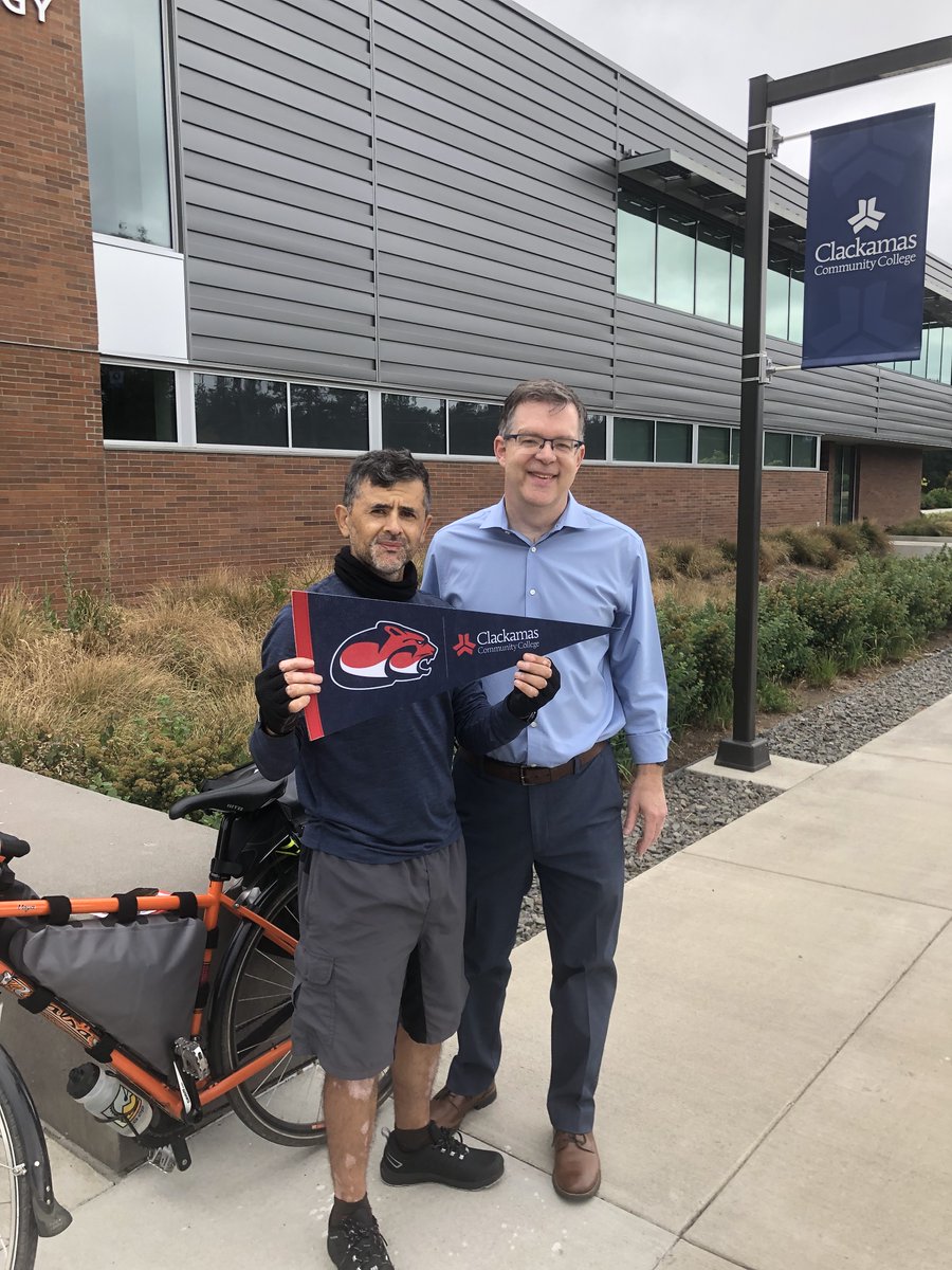 CCC had a special visitor today! Fernando, an instructor at #clatsopcommunitycollege, visited our campus as part of his cycling tour of all 17 #oregoncommunitycolleges to raise awareness about the importance of textbook affordability for college students.  #BanditBiking4Books