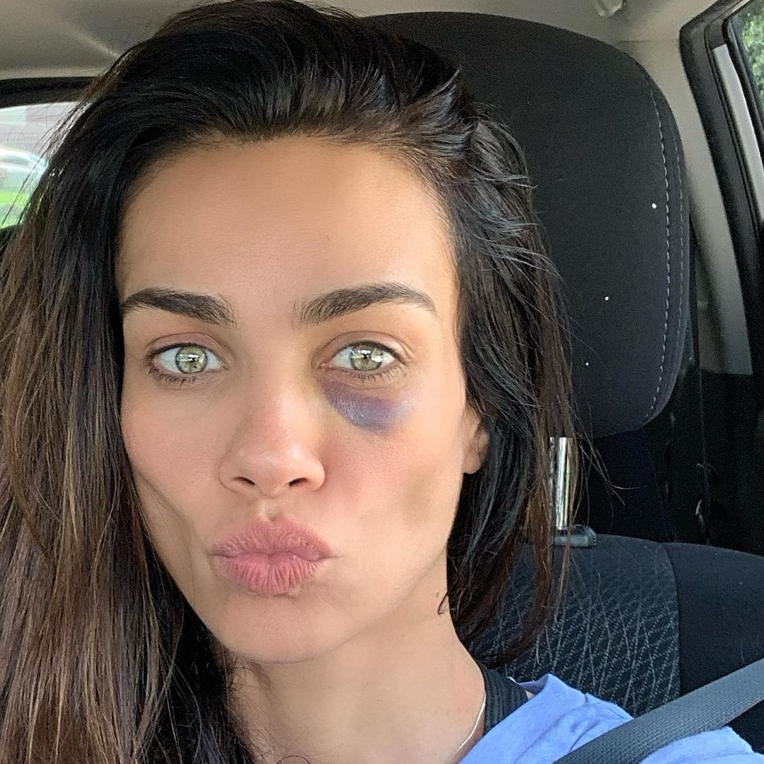 JoeBaloney3's tweet photo. At the gym, Mariana, a leanly-muscled brunette made a move for the muscle-hunk Dick Long. But he was Kylie's man. As Mariana posed sexily for Dick, the uber-muscled blond punched Mariana hard in the face. Outmatched, Mariana ran away with a reminder to not mess with Kylie.😈💪😍 https://t.co/YuCBwsmZYn