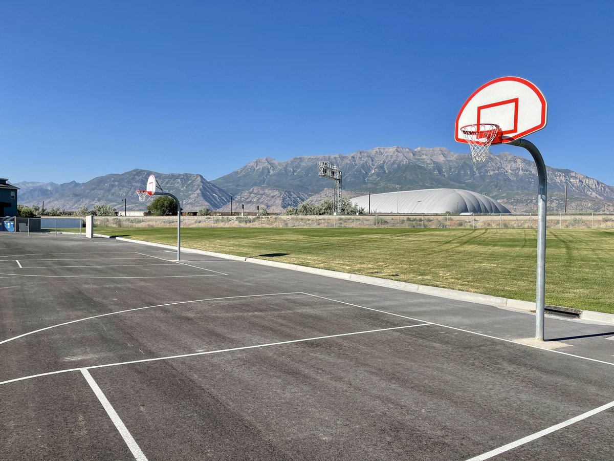 Mikeyvp's tweet image. @WorldWideWob Vineyard, Utah