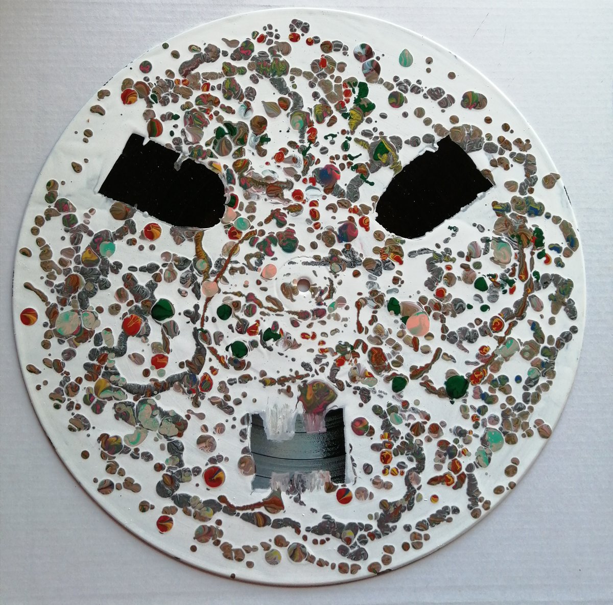 mm76art's tweet photo. #18vr /2021  'Fragmentation' painting on vinyl record 12'' / obraz na płycie winylowej. #paintings #paint #art  #artist #ArtistOnTwitter #artysta #obraz #vinyl #vinylrecord #ooak #picture #tondo  #oilpainting  #mm76art #painting #vinylrecords #magicmushrooms
@mm76art https://t.co/POF7OszEab