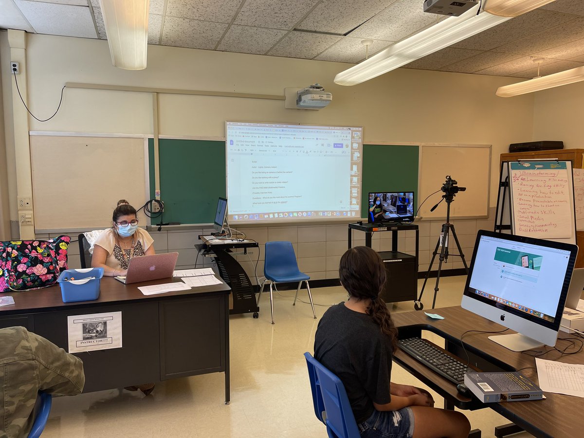 LMooreFMS_FTPS's tweet image. The FMS Art Integration and STEAM Programs are off to an amazing start! @FTPSchools @HurdVPFMS_FTPS @MrPaspects_FTPS @ITCA_FTPSchools