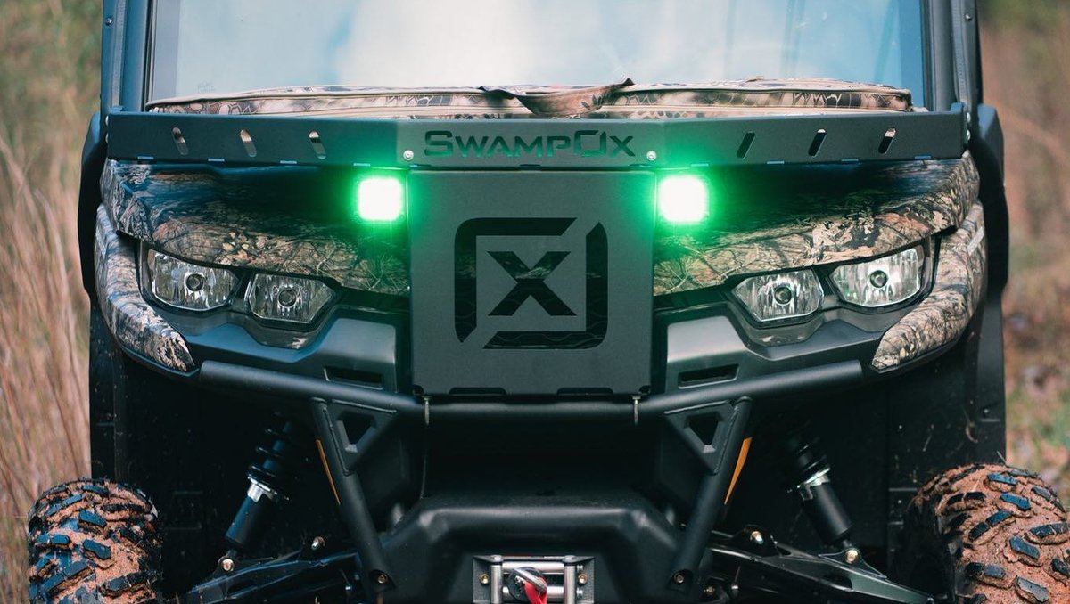 MetraElectronic's tweet photo. Whether it's for work or play, Swamp Ox is killing it with their custom UTV racks that fit our #HeiseLED lights!
📷 Swamp Ox
#CustomUTVs #duckhunting #hunting #huntingseason #waterfowl #deerhunting #UTV #swampox
#offroadlights #LEDlights #huntinglights https://t.co/rhxwvje4IS