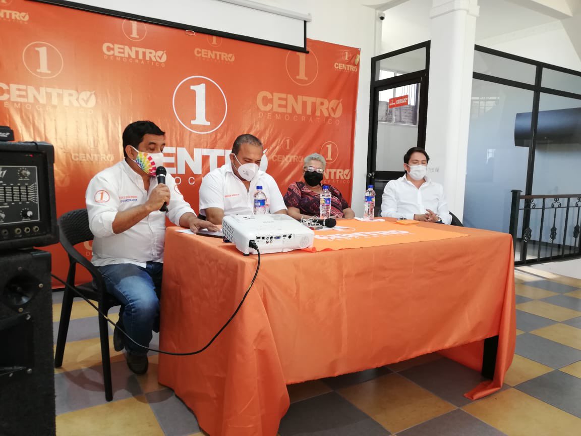 enriquemenoscal's tweet image. Asamblea Mensual Guayas @cendemocratico nos encontramos en constante organización ☝️