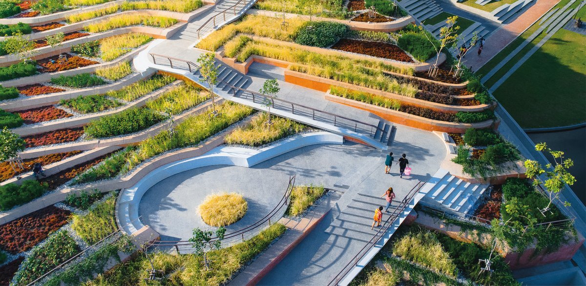 UNDRR's tweet image. 11 acres of property in Bangkok have been transformed into a public park to help the city adapt to #ClimateChange.

It is the first critical piece of green infrastructure in the Thai capital designed to reduce urban flood risk 🌲🌊

#ClimateWeekAP bit.ly/3hvtfs7