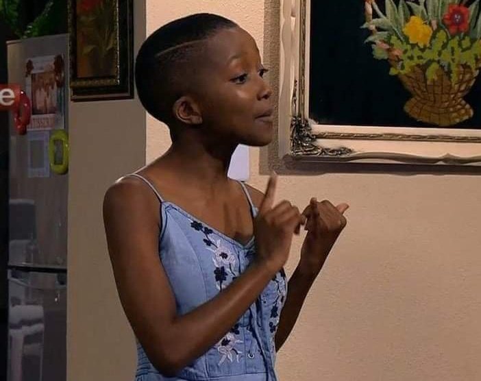 2022AFRICA's tweet photo. Your assignment looking at you to remind you that it wants the same energy you are giving Jacob Zuma right now after this #ZumaArrest https://t.co/zQjaVvf2N8