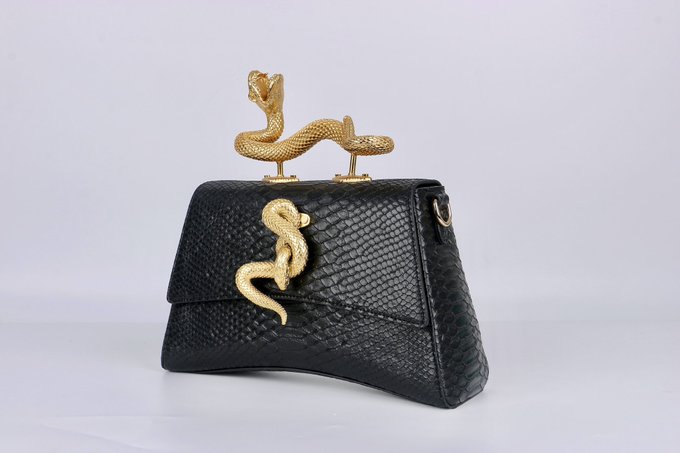 Just know that I did that. (Releasing soon) https://t.co/TtXhgD5AXw