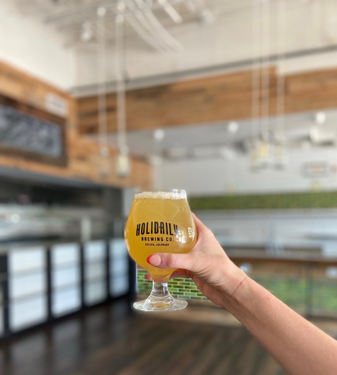🤫 We have a secret that we can't keep any longer! 
We're opening a 2nd taproom in the #DenverTechCenter🍻 🎉 
Read more! bit.ly/2TF81jY #glutenfreebeer #Denver #stateofcraftbeer
