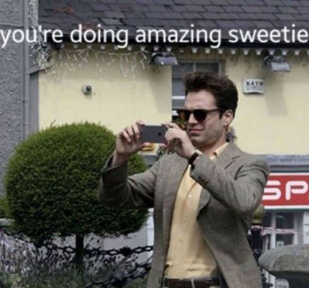 Beverly_skillz's tweet image. Hugo’s trying his fuckin hardest in that kitchen for these dates, my heart 😭😭 #LoveIsland