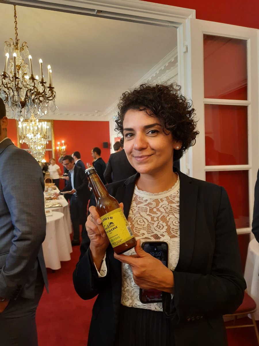 lamiaela's tweet photo. Ce soir, buffet des spécialités des circonscriptions pour le pot des députés @socialistesAN 🍻🥨🧀

L’occasion de valoriser la #bière de la brasserie #LaBaleine et un plateau de pains de chez #Castel en direct de #Paris20
 
Nos artisans et commerçants ont du talent ! https://t.co/IVHl124wNB