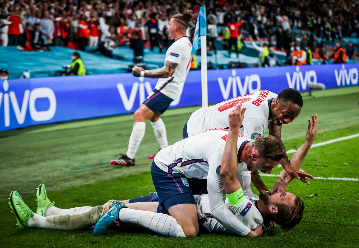 BleacherReport's tweet image. ENGLAND WILL PLAY IN THE #EURO2020 FINAL @brfootball