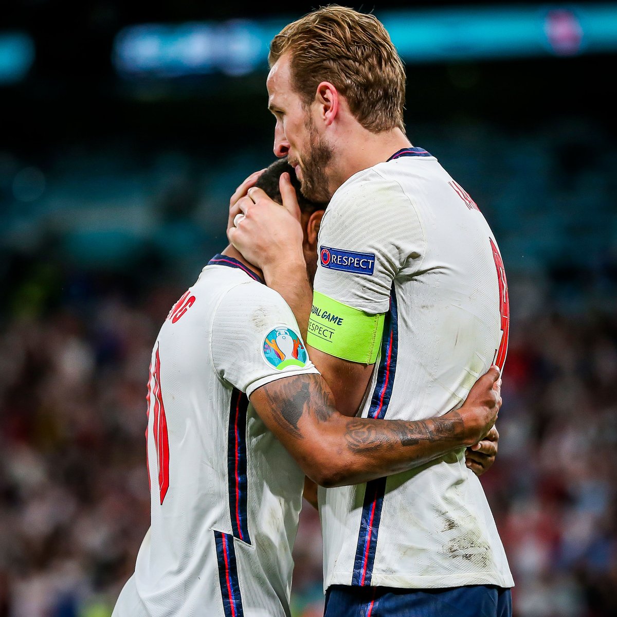 BleacherReport's tweet image. ENGLAND WILL PLAY IN THE #EURO2020 FINAL @brfootball