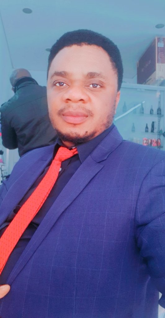 MbutaMr's tweet photo. Un @bon #Citoyen demeure toujours #Animé d'un Esprit #Patriotique et de respect strict de la #chose Publique.✌🇨🇩 https://t.co/664Q6cFZDG