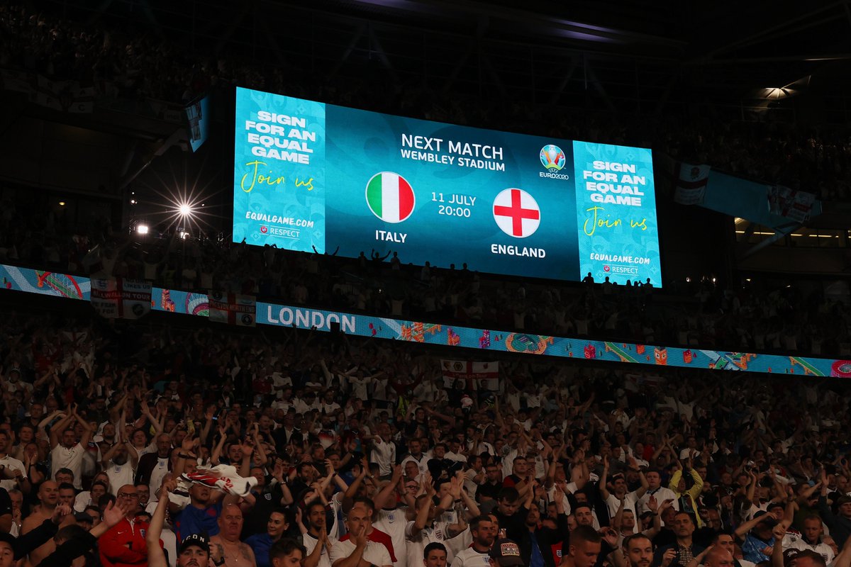 England's tweet photo. Sunday. 👀 https://t.co/pIqKQNuKhZ