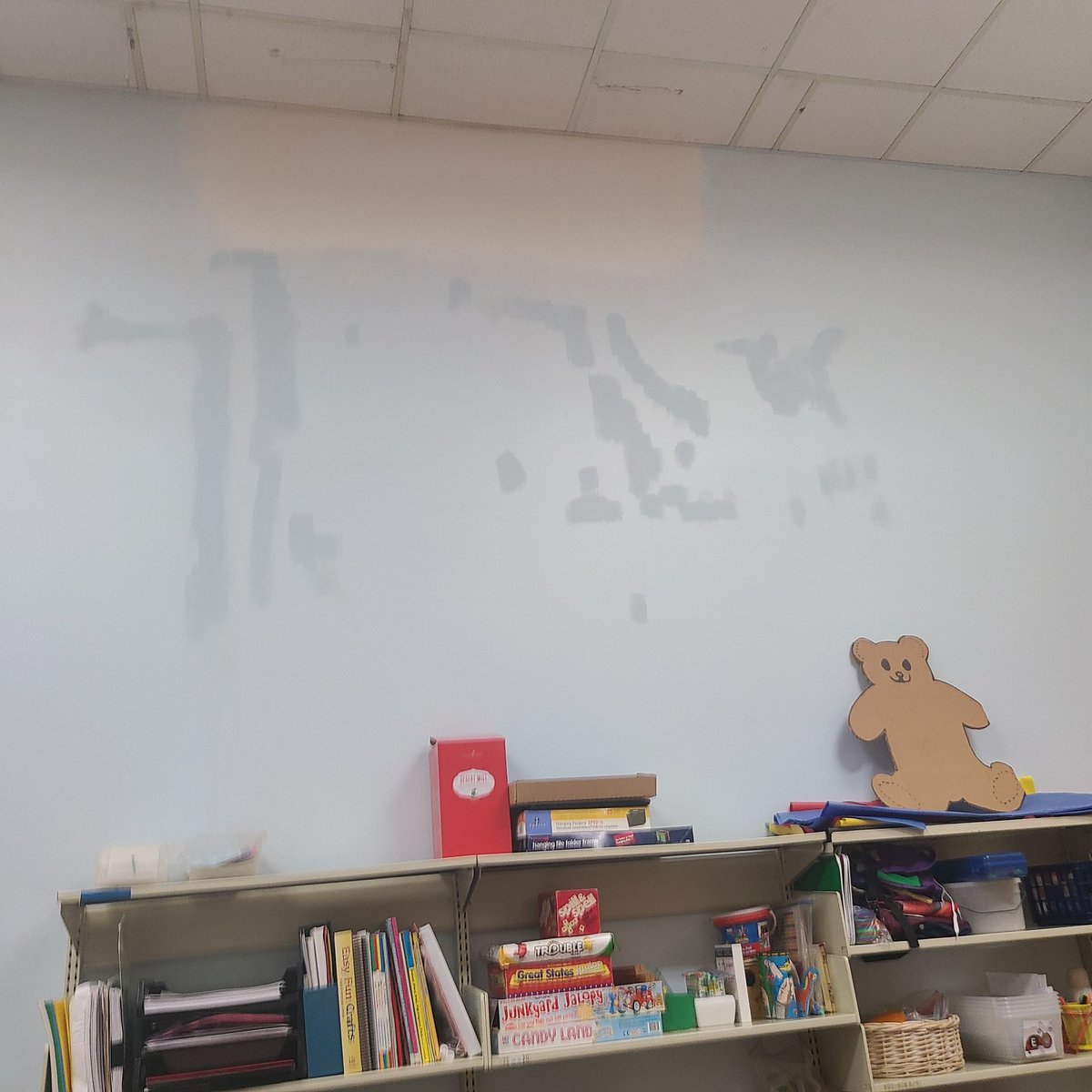 hipschick's tweet photo. @USD360_Caldwell The '90's called and wanted their country blue back.😂#3shadesofbluegone#OT/PT/Speech https://t.co/SyNHS6eVDs