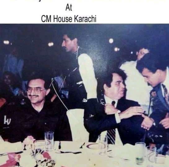 amanullahb2956's tweet photo. Bollywood legend actor Dileep Kumar &amp; Mir Sahab Mir Hazar Khan Bijarani, At CM House Karachi
Golden memories..
#RIPDileepKumar 

@Mir73 https://t.co/LEkyBtzPTv