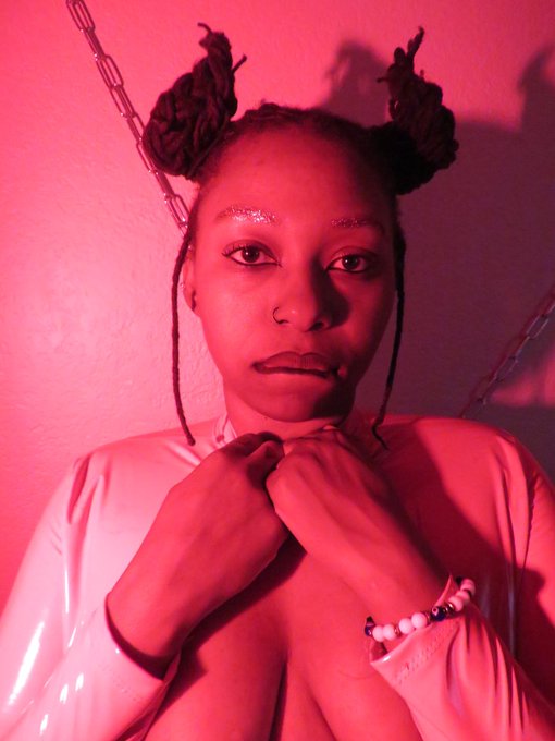 &ldquo;Red Devil&rdquo;  Starring The Sinners , Feignix Reign &amp; Papi .   https://t.co/LQOzMrkKHT https://t.co/67