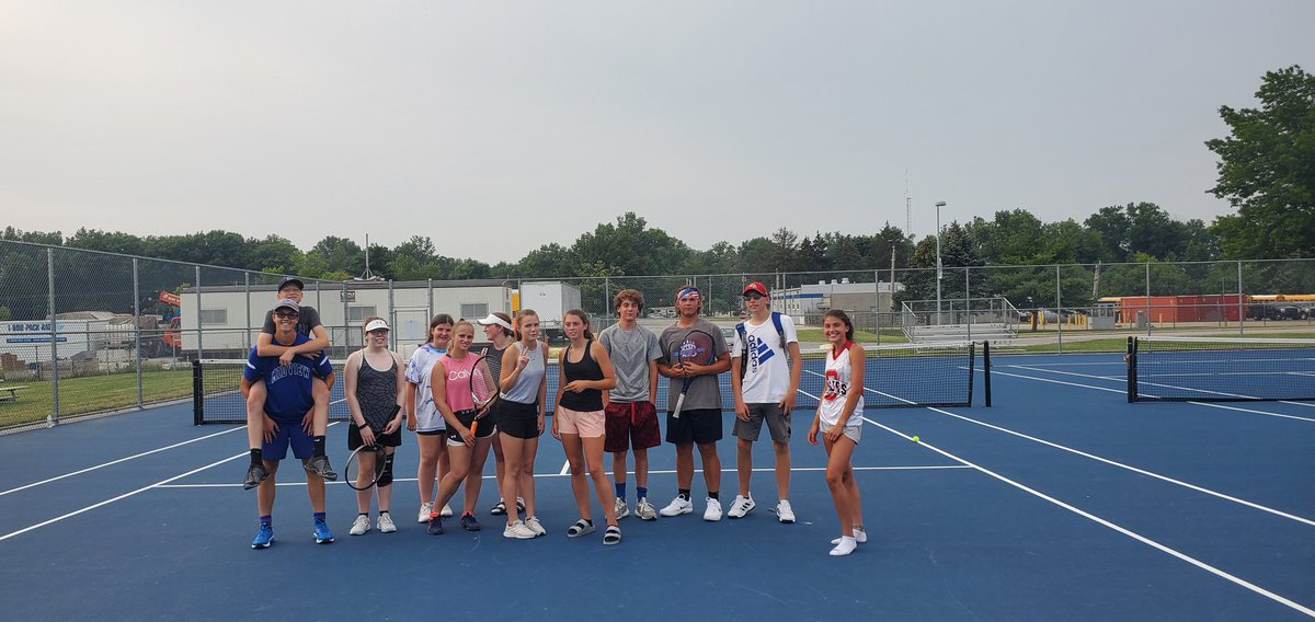 midview_tennis's tweet photo. What's been happening on the courts?
https://t.co/Og32mwIbdE
#serves
#volleys
#approachshots
#forehands
#backhands
#competition
We've been busy, more pics coming! https://t.co/Chr85ENSDi