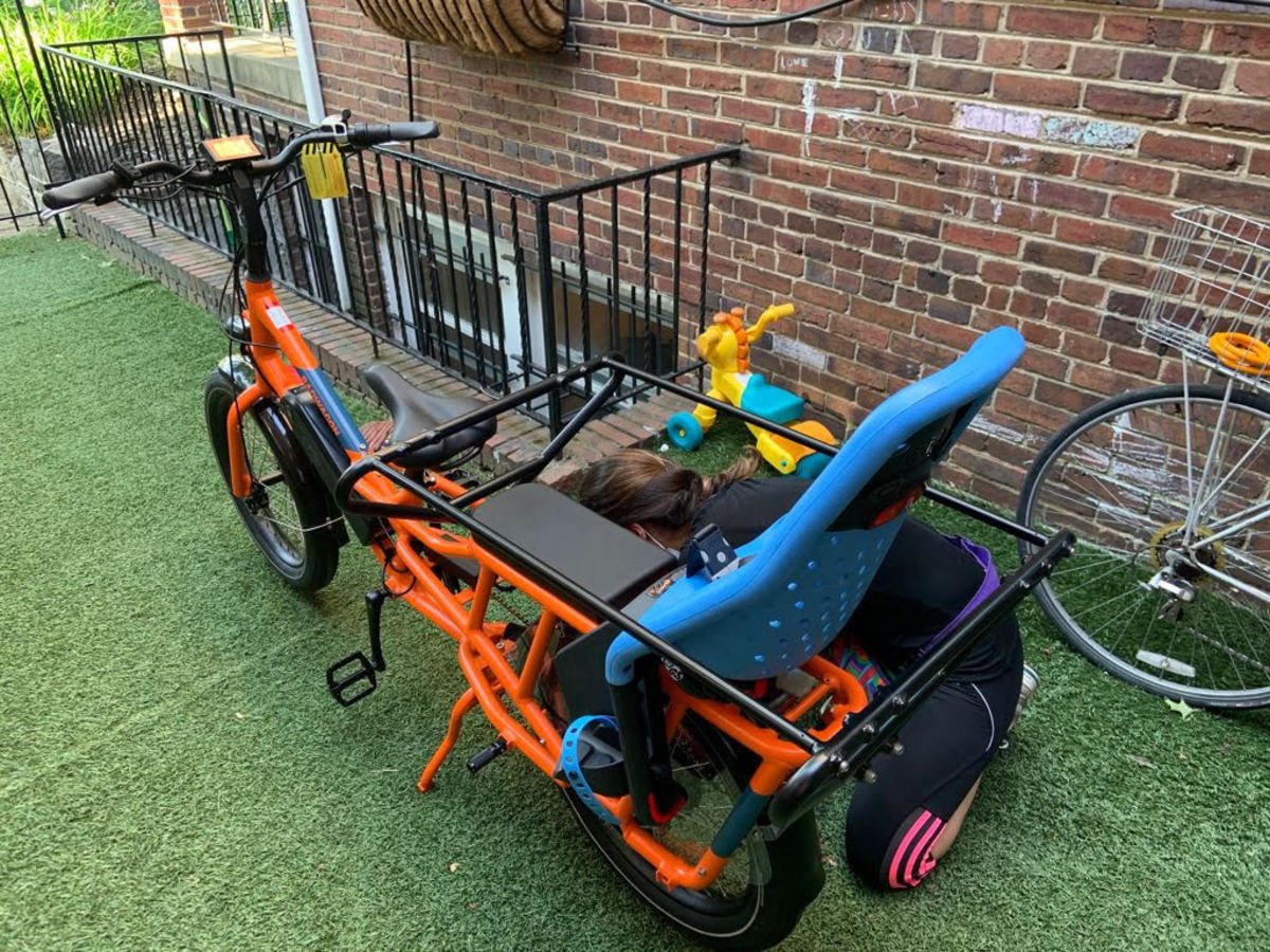 stolenbikesdc's tweet photo. STOLEN - Orange Rad Power Bikes in Northwest Washington https://t.co/243qNy2WX0 https://t.co/jhh89dLnNu