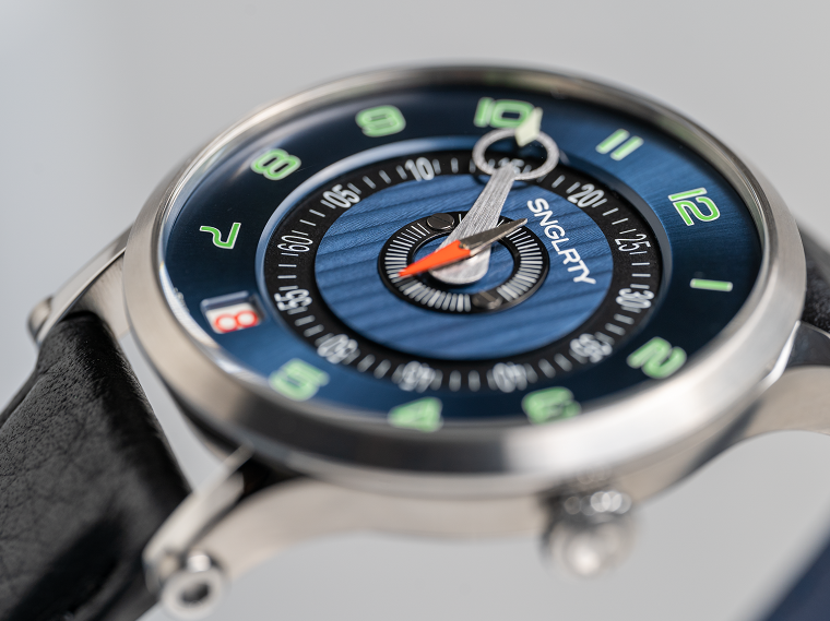 SnglrtyWatch's tweet photo. Some people think we remove the crystal to take photos like this, but no!  With SEVEN layers of anti-reflective coating on both the front and back of the crystal it feels like you can put your hand in and touch the dial!
#watchfact #watchinspiration #watchmaniac #wristcandy https://t.co/PI8afi1B2k
