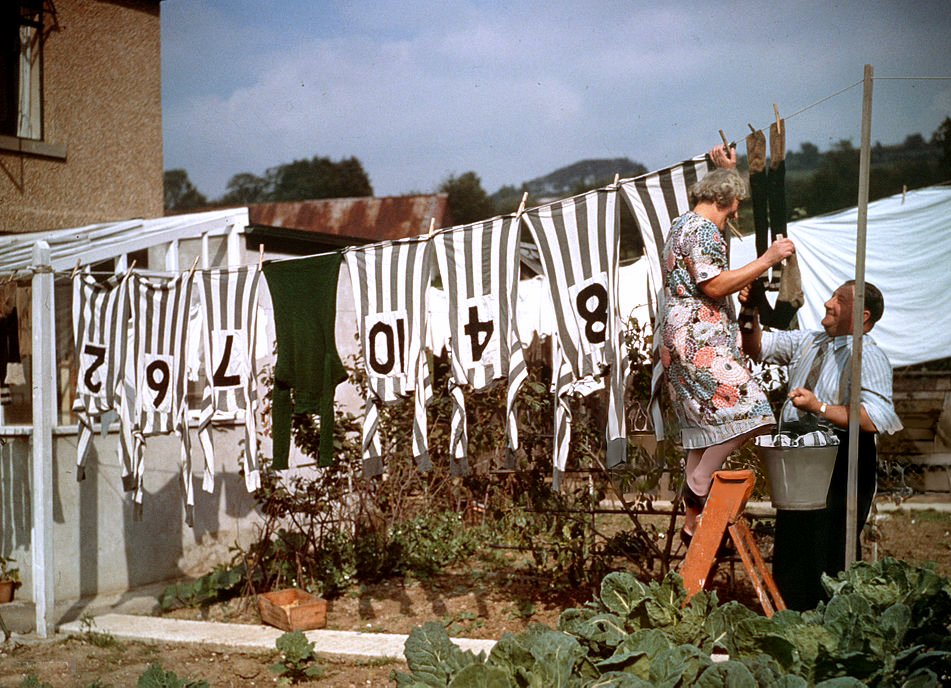 StuartHumphryes's tweet image. Football's in the air tonight, but I have a disgraceful lack of material to make me look relevant. However, I have these charming shots - Monday 27th September 1943 &amp;amp; Bath City Football Team Chairman Arthur Mortimer &amp;amp; his wife laundering the club's kits amongst the cabbages.