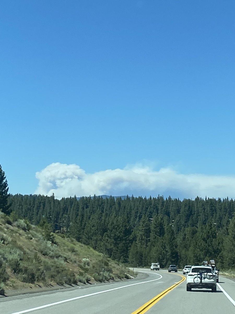 Driving on 267 northbound in truckee today #BeckwourthComplex