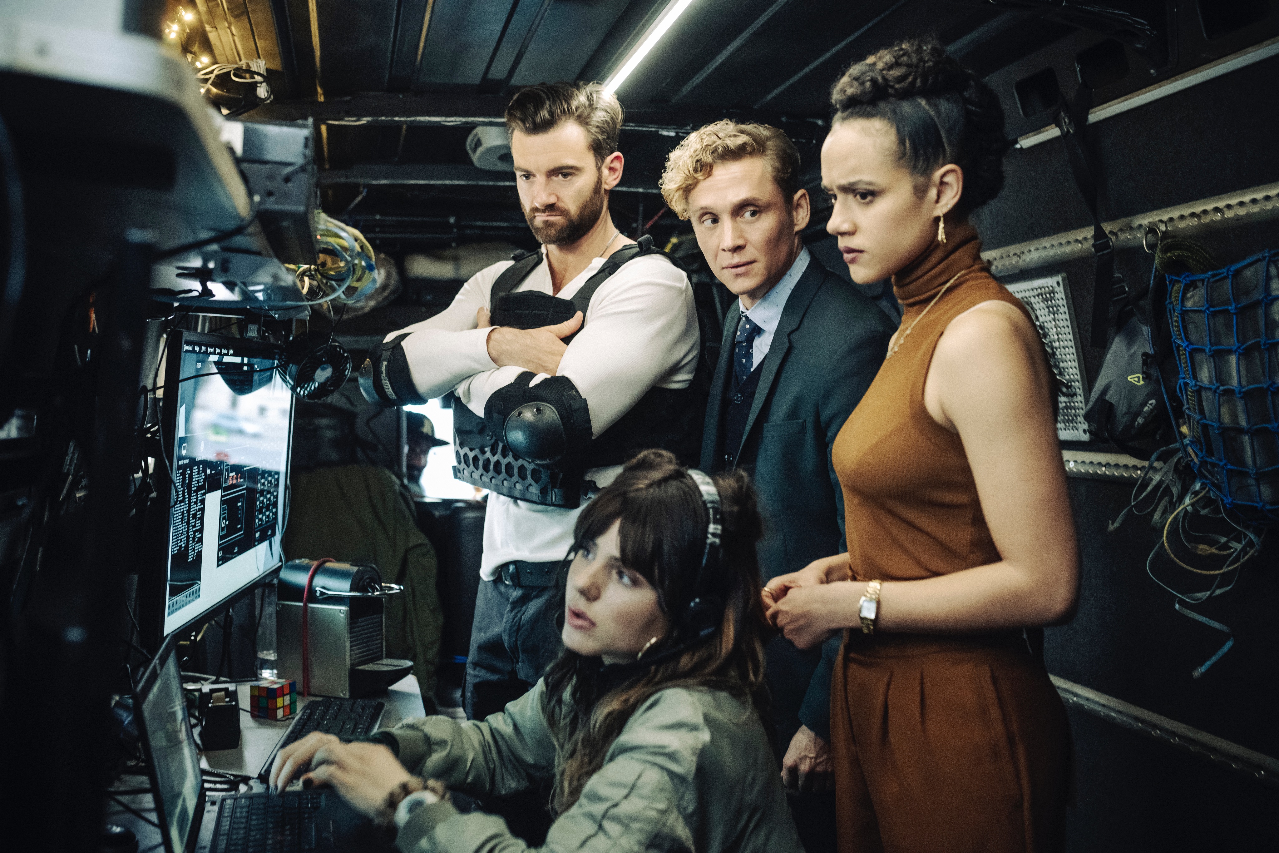 𝙠𝙞𝙧𝙤𝙘𝙠𝙮𝙤𝙪 アーミー オブ ザ デッド スピンオフnetflix映画 Army Of Thieves の画像を ザック スナイダーが公開 マティアス シュヴァイクホファーが監督 主演 スナイダー夫妻が製作 ナタリー エマニュエル ルビー O フィー