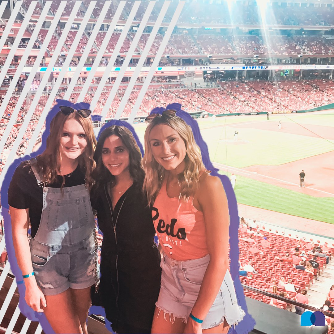 #NurseRecruiter Kendall took her travelers, Kelly and Carly, out to a ballgame...and bought them some peanuts and Cracker Jacks because that's how the song goes.

What's your favorite #ballpark concession stand snack? 🍿🌭🥨