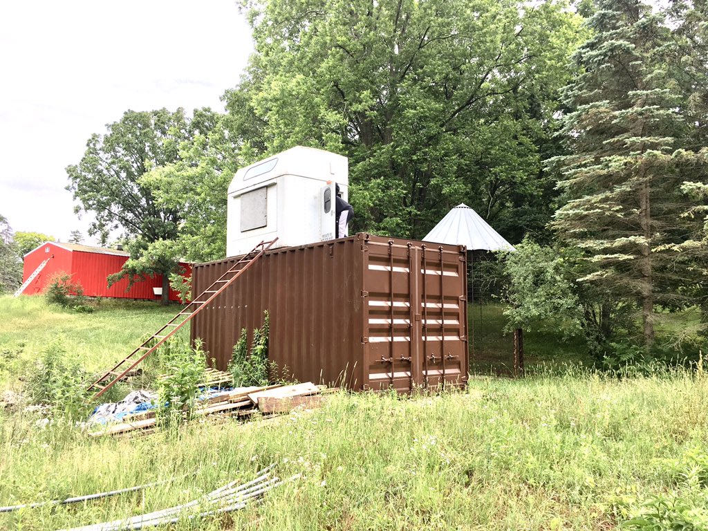 DrPeteMarcelo's tweet photo. 18 wheeler truck #sleepercab as #treehouse on our 20 foot container.... have some new rv windows to install 

#www.drpetemarcelo.org #anxiety
#health #stress #counseling #therapy  #mentalhealth #marriagecounseling #depression #mindfulness #psychologist #cbt #Huntley #il #Dr Pete https://t.co/plcME0VLT6