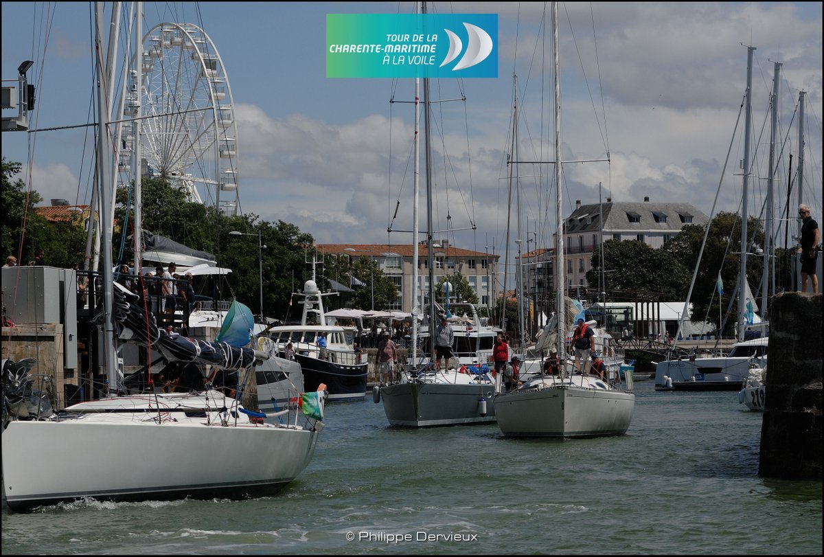 kinenveux's tweet photo. 1ère course du Tour de la Charente-Maritime à la voile, de belles conditions de navigation pour cette entame régatière 👍 et au final un super accueil du Port de St Martin de Ré ... la fête peut continuer sur ce beau rythme 😎
#tcmvoile #tourvoile17 https://t.co/5pGEEwrTEe