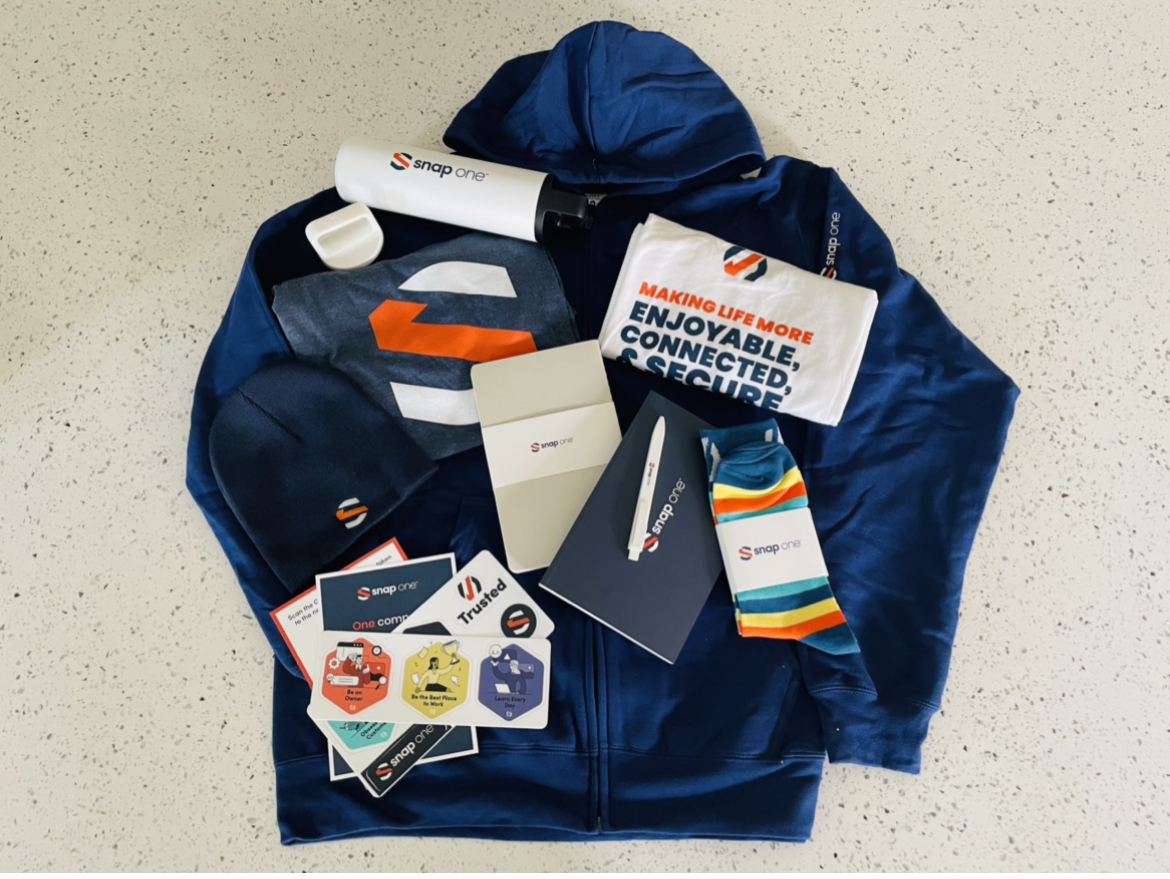 CrystalKWatts's tweet image. Excited about the @Snap_One_ gear that showed up on my doorstep today. #ReadyToRep the new #rebrand swag!

#ConnectedAsOne